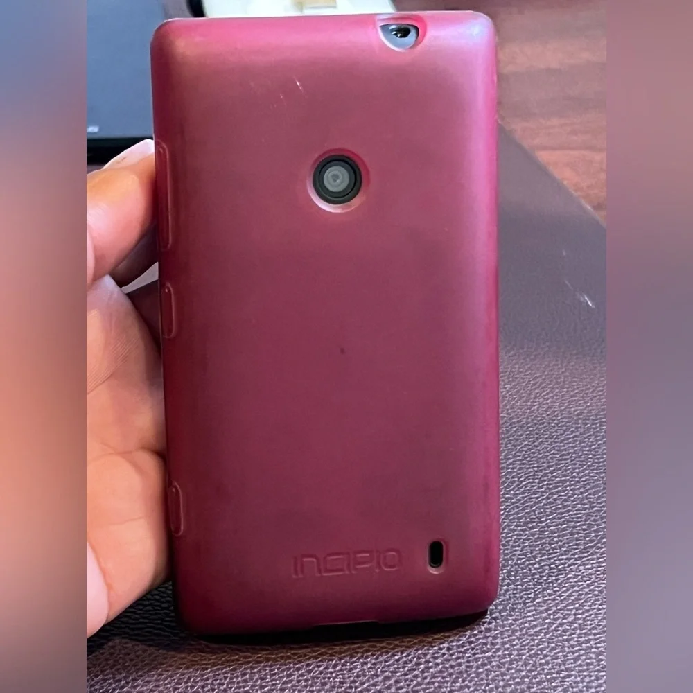 Windows Nokia Lumia 520 Smartphone with Pink Case